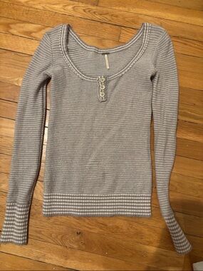 Free People Gray & White Striped Scoop-Neck Long Sleeve Top